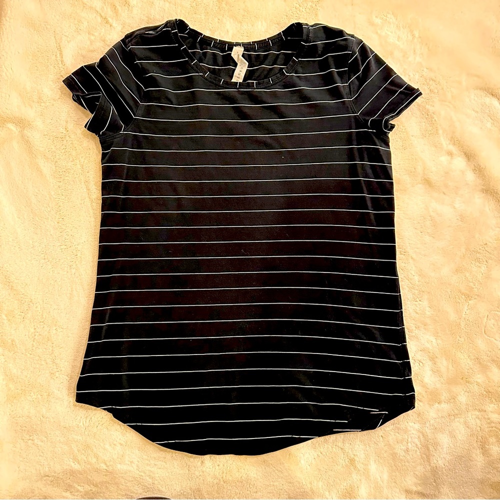 LuluLemon TeeShirt